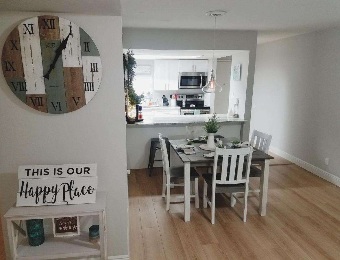 タンパCozy 3 Bed 2.5 Bath Located Near Busch Gardensアパートメント エクステリア 写真